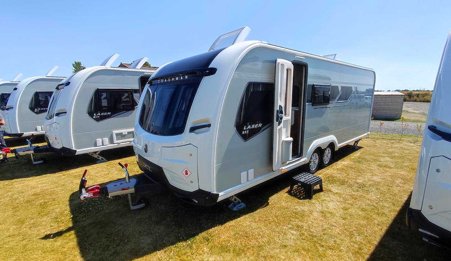 Coachman_Laser_Xcel_855