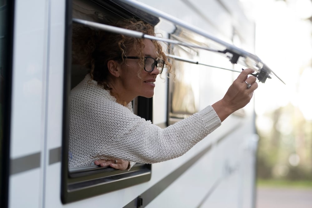 shutterstock_2438960801